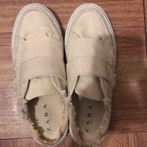 Zara slip on sneaker
